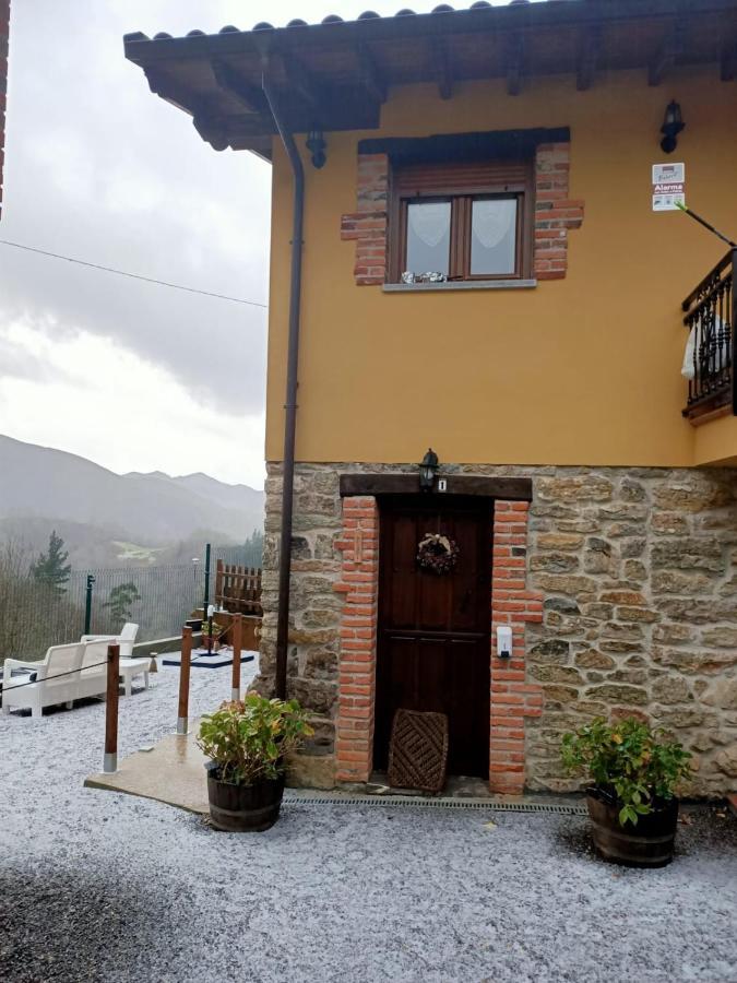Carroceu Rural Apartment Cangas de Onis Exterior photo