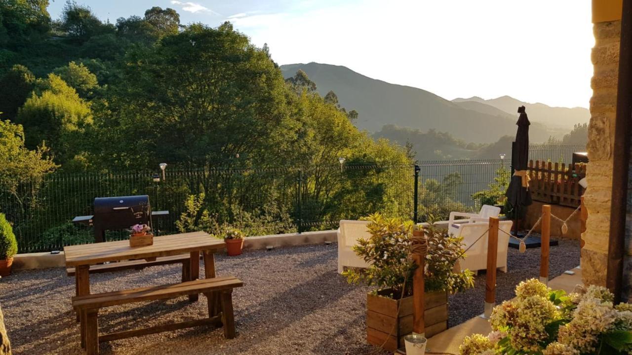 Carroceu Rural Apartment Cangas de Onis Exterior photo