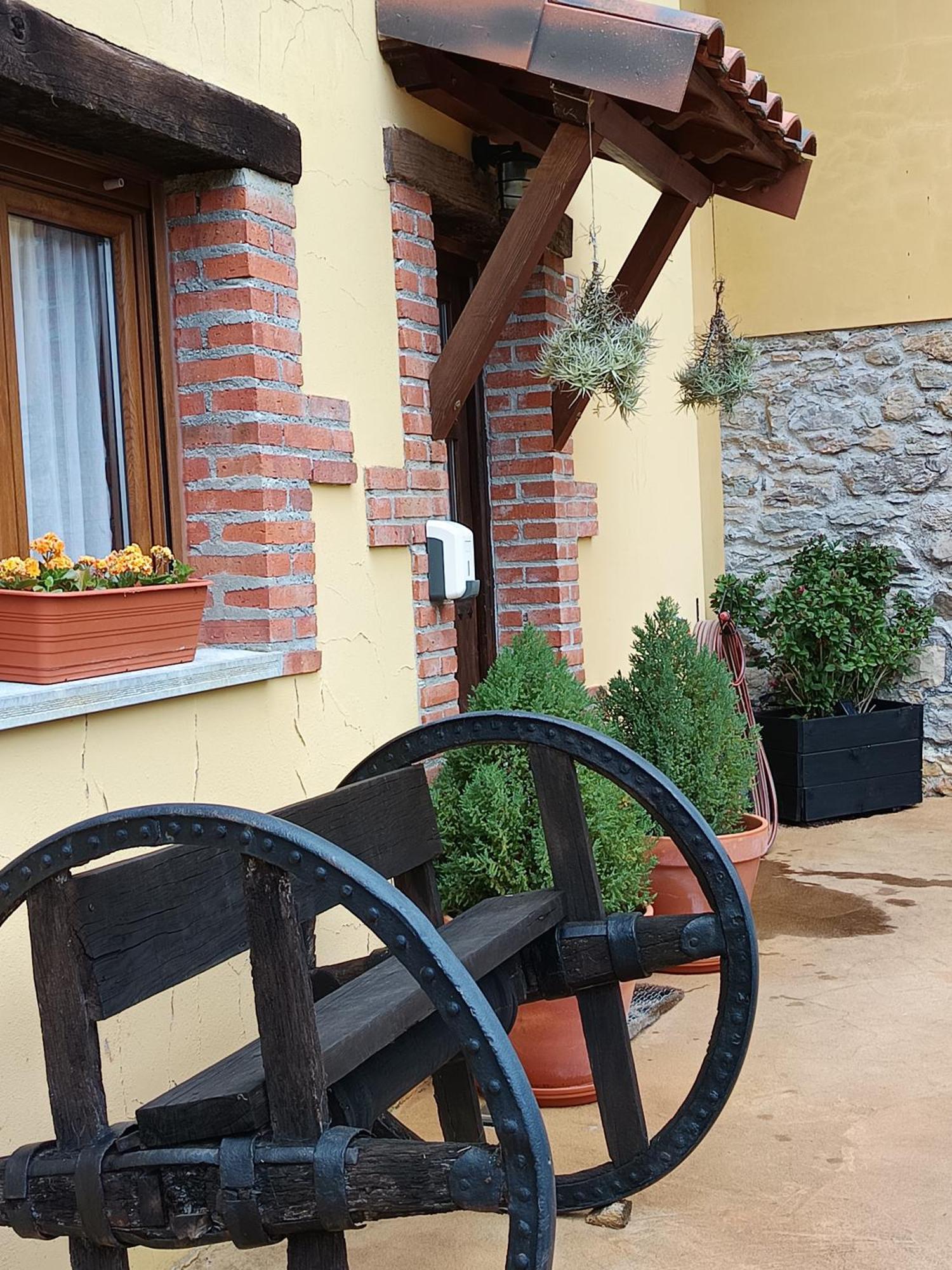 Carroceu Rural Apartment Cangas de Onis Exterior photo